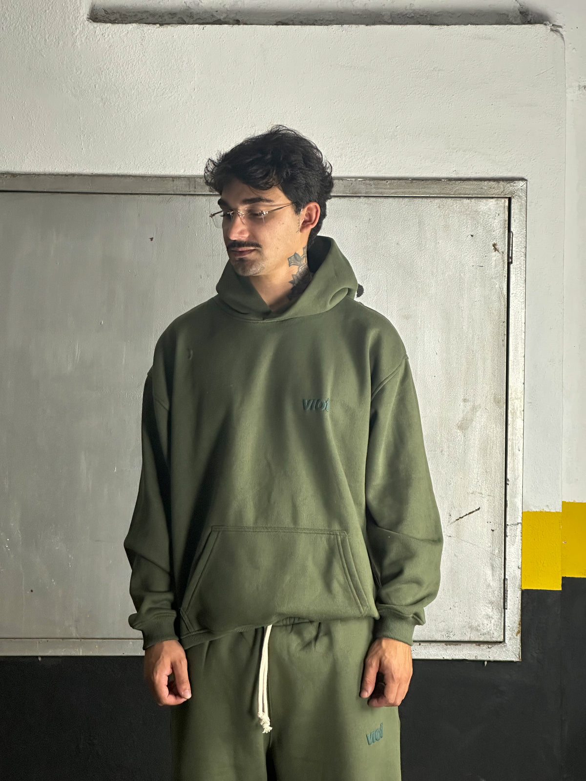 Moletom "V. Suite"